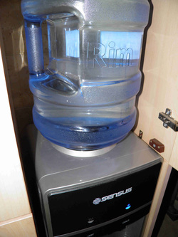 Water cooler cleaning