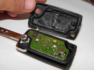 Car remote key battery