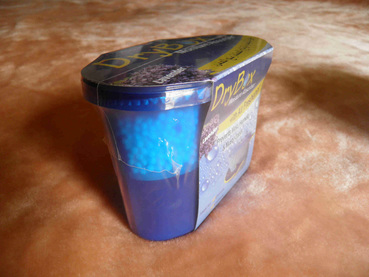 Disposable cupboard dehumidifier