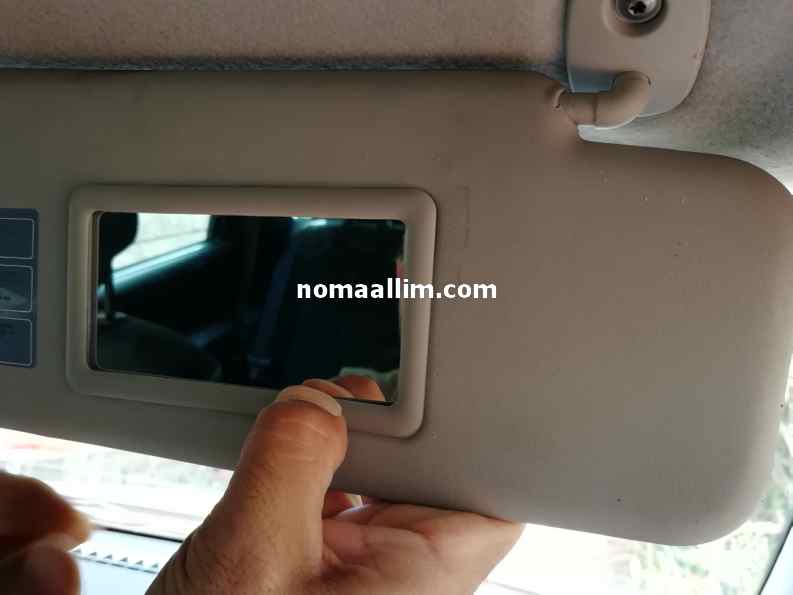 Replace A Broken Car Sun Visor Mirror, How To Replace Vanity Mirror In Car