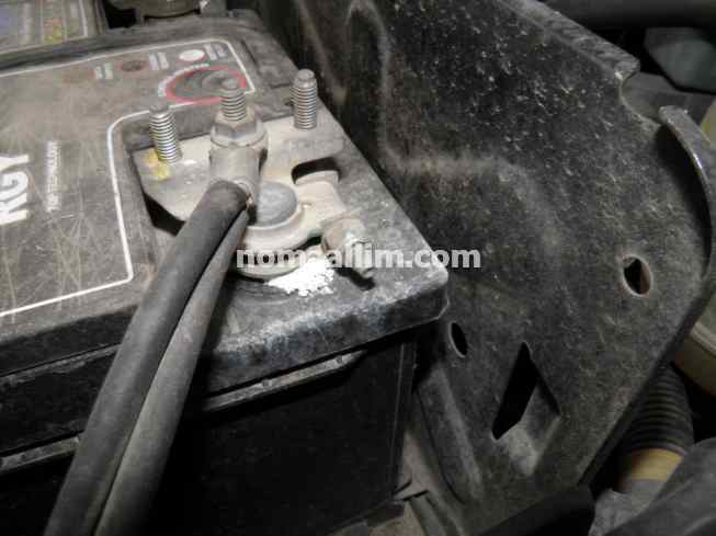 car battery terminal cleaning