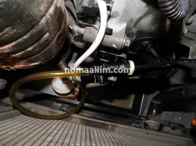 how to bleed clutch slave cylinder